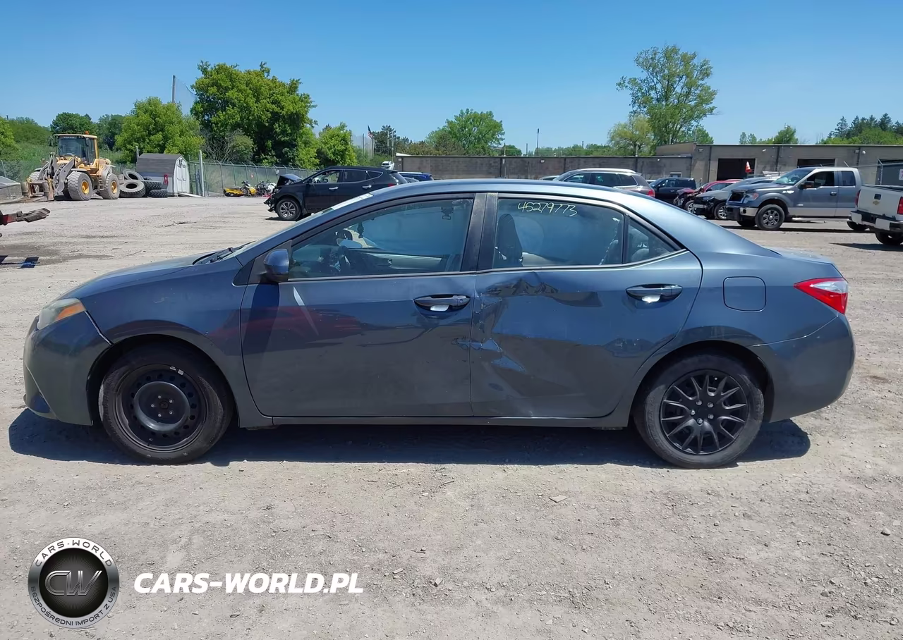 2015 Toyota Corolla Le VIN:2T1BURHE3FC323278 - 15