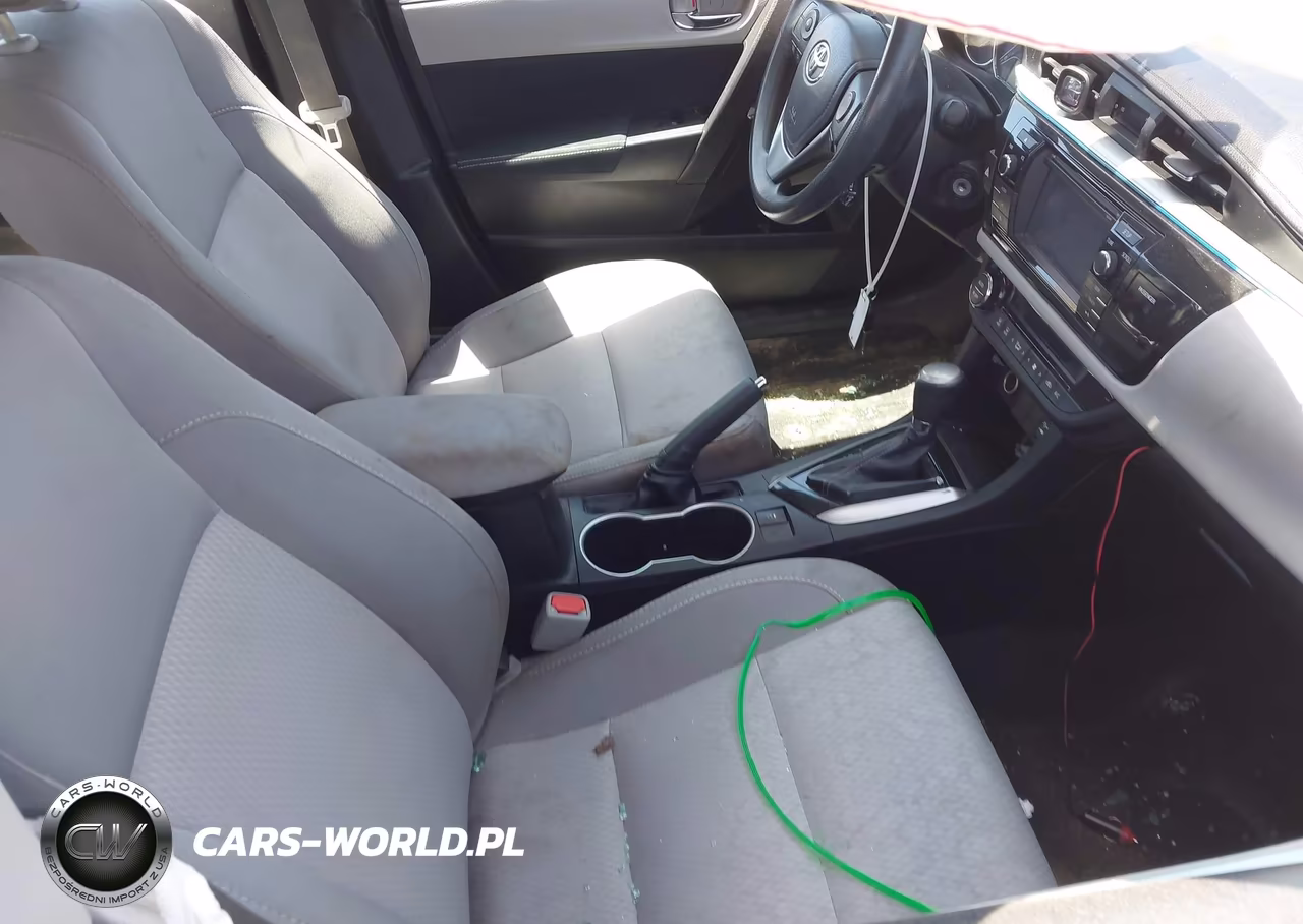2015 Toyota Corolla Le VIN:2T1BURHE3FC323278 - 5