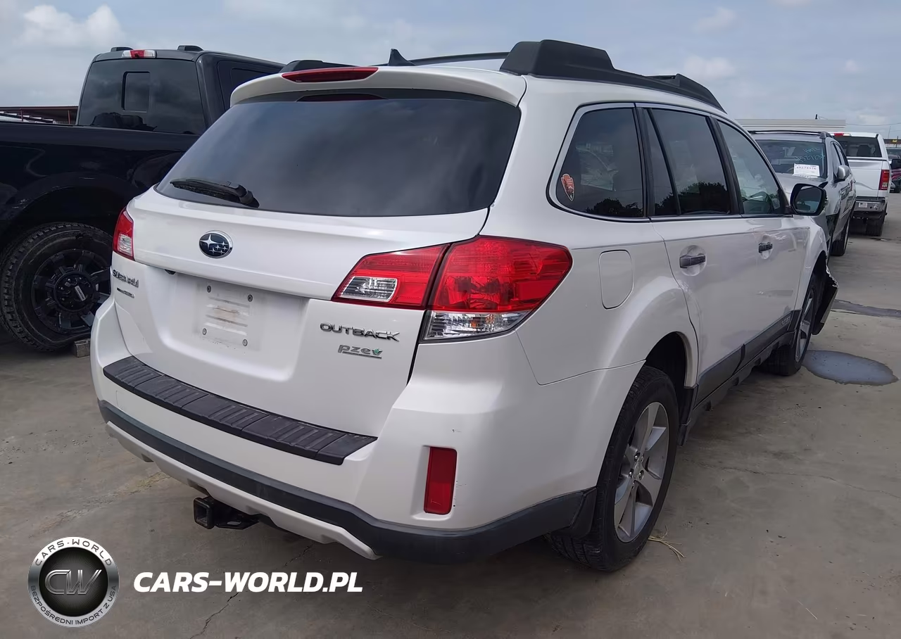 2013 Subaru Outback 2.5I Limited VIN:4S4BRCSCXD3282509 - 4