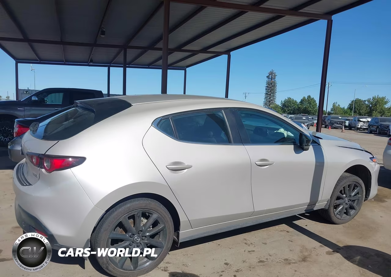 2025 Mazda Mazda3 2.5 S Select Sport VIN:JM1BPAKMXS1757561 - 13