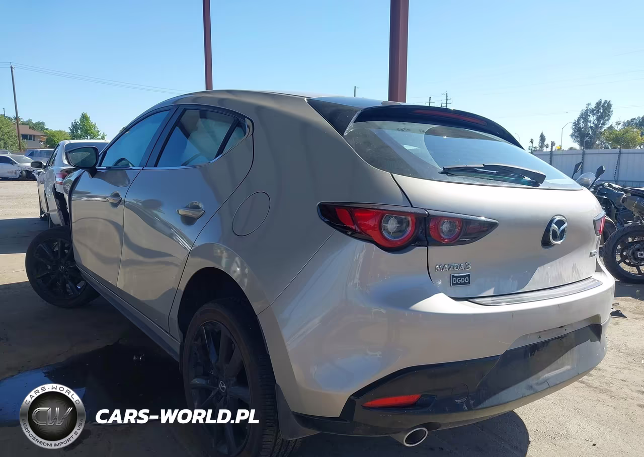 2025 Mazda Mazda3 2.5 S Select Sport VIN:JM1BPAKMXS1757561 - 3