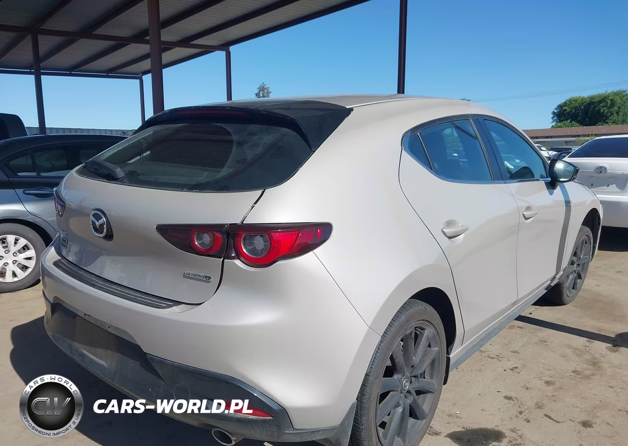 2025 Mazda Mazda3 2.5 S Select Sport VIN:JM1BPAKMXS1757561 - 4