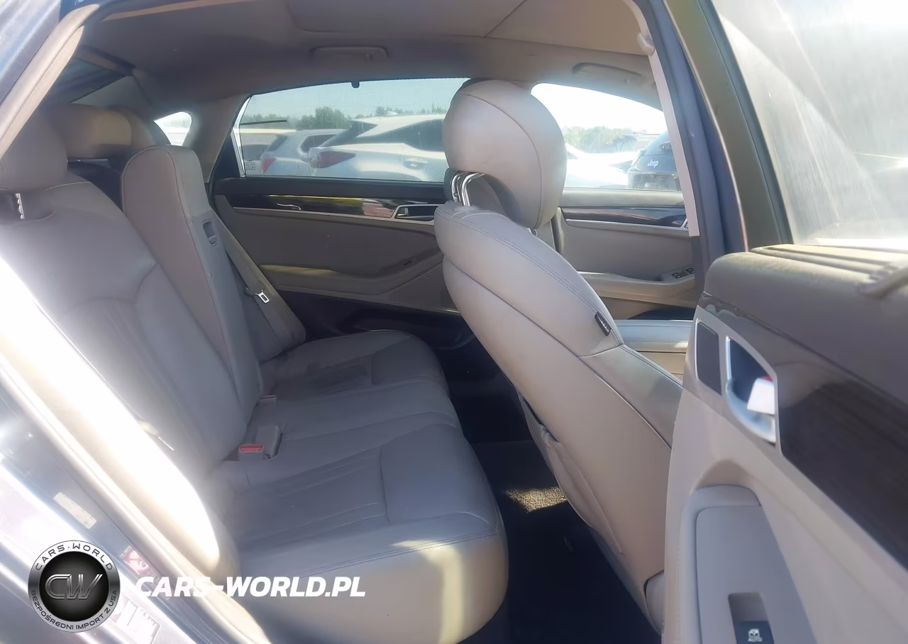 2017 Genesis G80 3.8 VIN:KMHGN4JE5HU178228 - 8