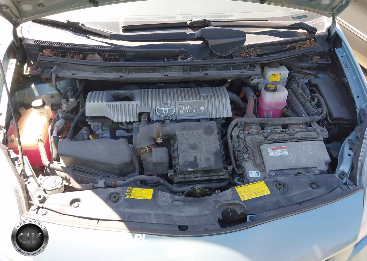 2012 Toyota Prius Plug-In VIN:JTDKN3DP7C3018016 - 10