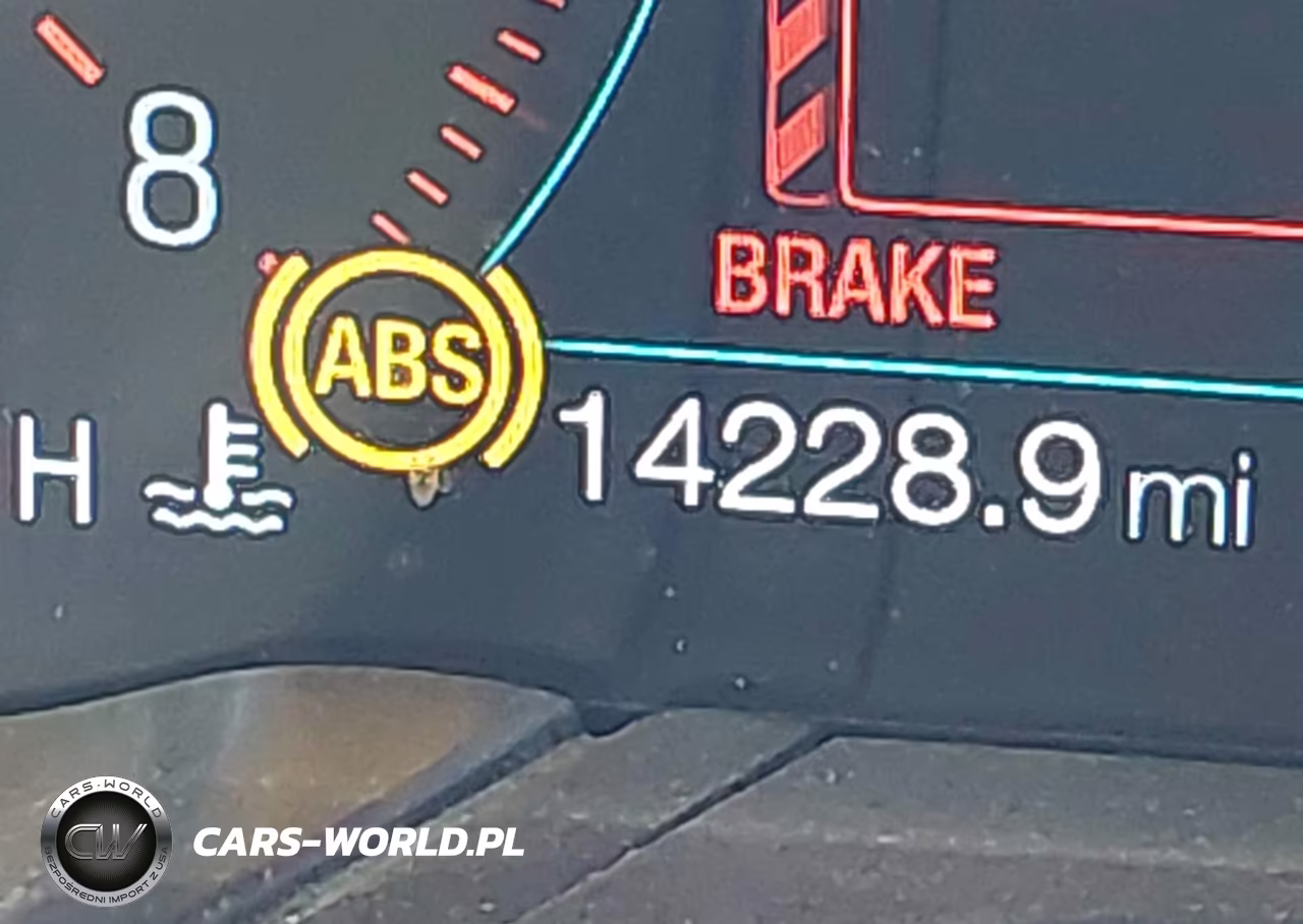 2020 Ford Mustang Ecoboost Premium Fastback VIN:1FA6P8TH9L5178623 - 15