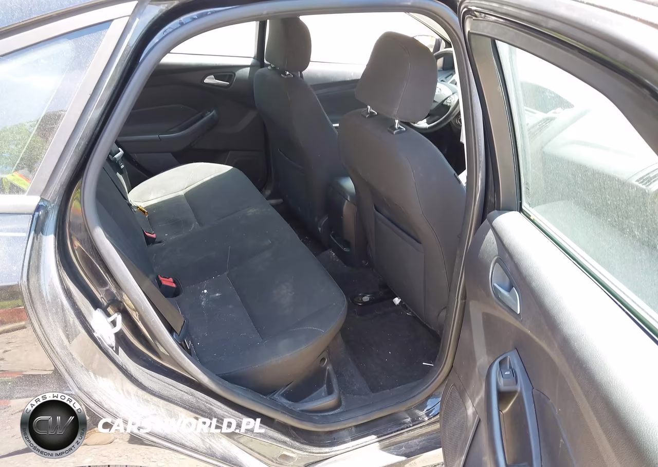 2015 Ford Focus Se VIN:1FADP3F27FL253109 - 8