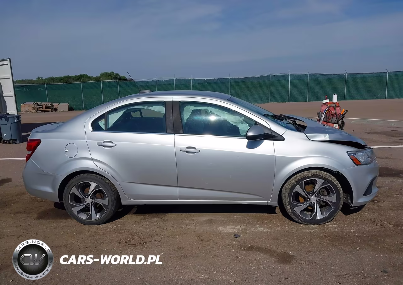 2018 Chevrolet Sonic Premier Auto VIN:1G1JF5SB8J4132151 - 13