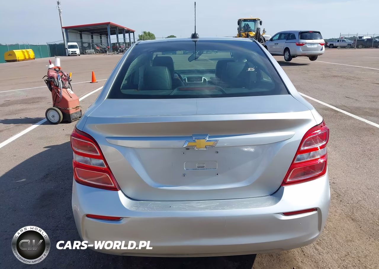 2018 Chevrolet Sonic Premier Auto VIN:1G1JF5SB8J4132151 - 16
