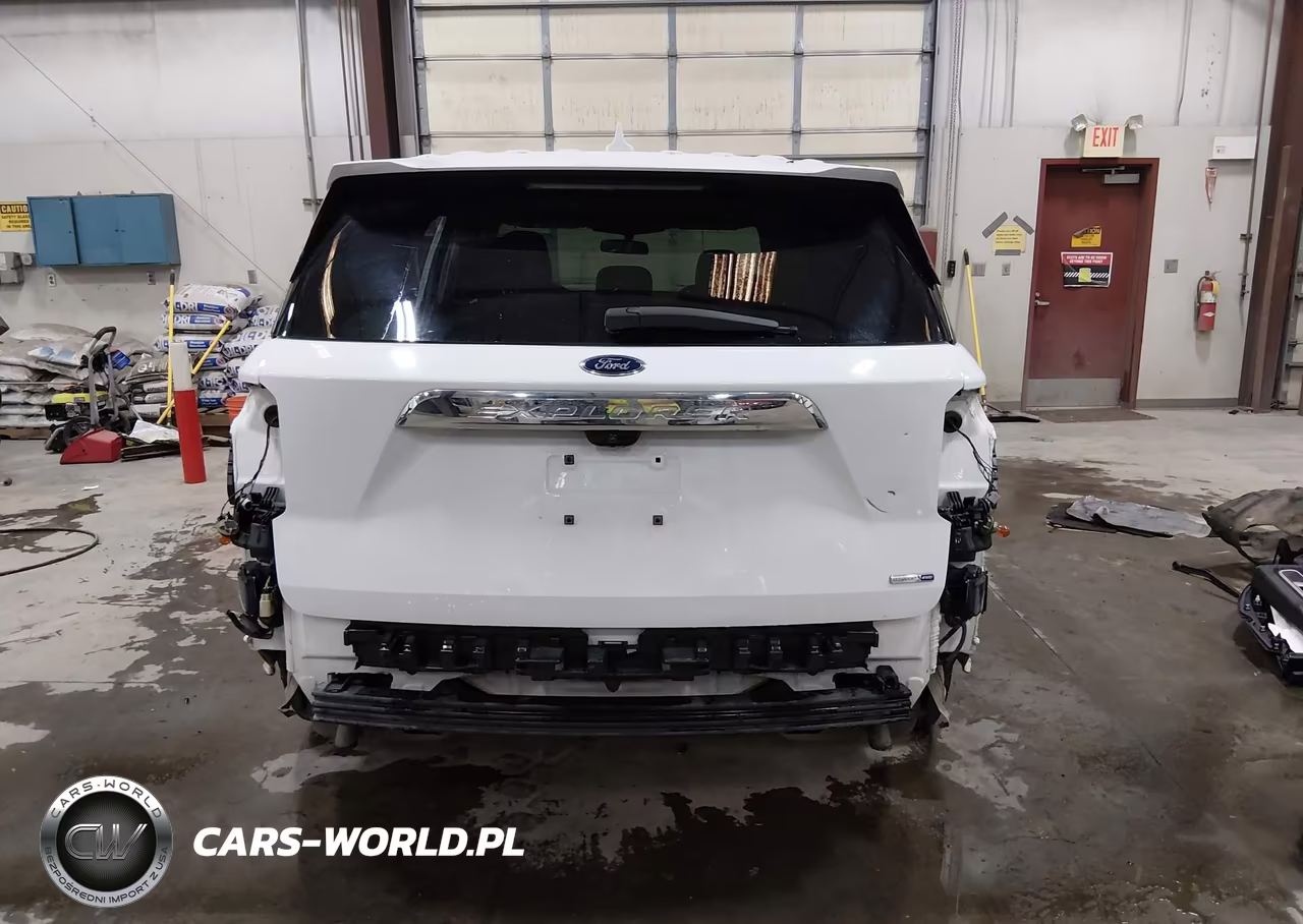 2020 Ford Explorer VIN:1FMSK8BH8LGA84323 - 17