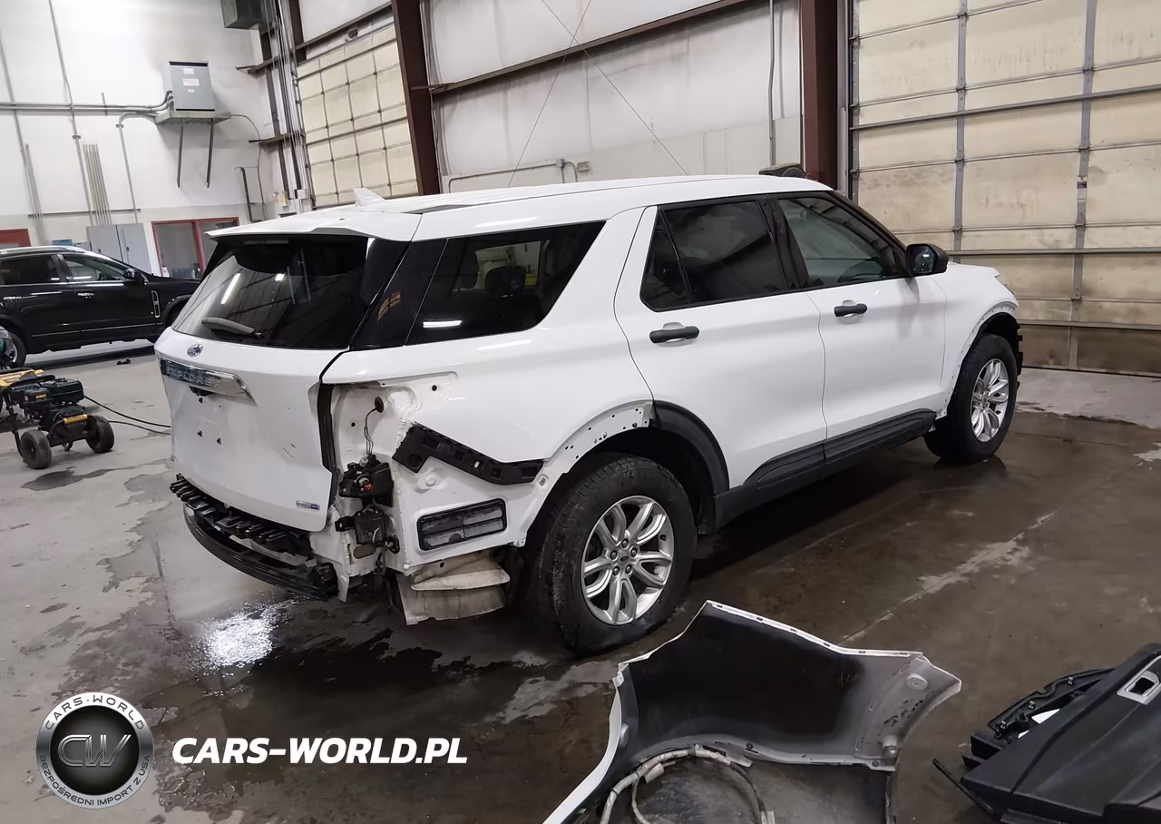 2020 Ford Explorer VIN:1FMSK8BH8LGA84323 - 4
