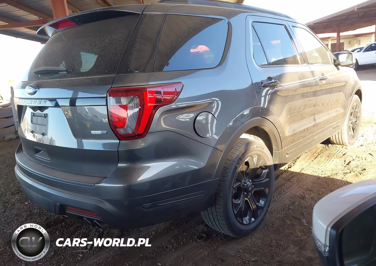 2019 Ford Explorer Sport VIN:1FM5K8GT2KGA41489 - 4