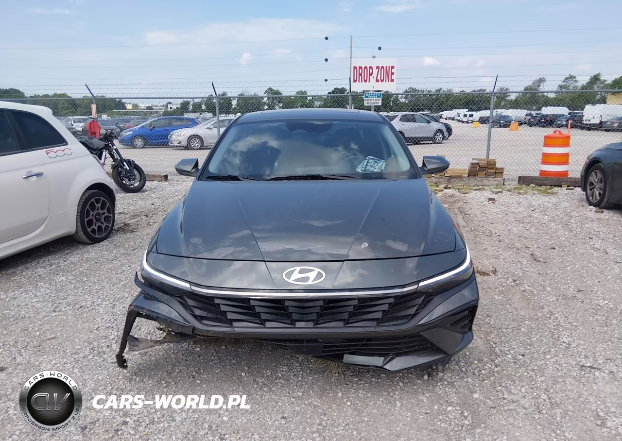 2025 Hyundai Elantra Sel Convenience VIN:KMHLS4DGXSU081151 - 13