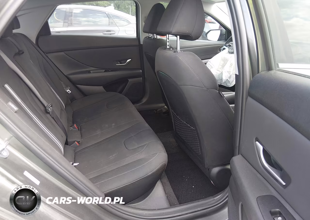 2025 Hyundai Elantra Sel Convenience VIN:KMHLS4DGXSU081151 - 8