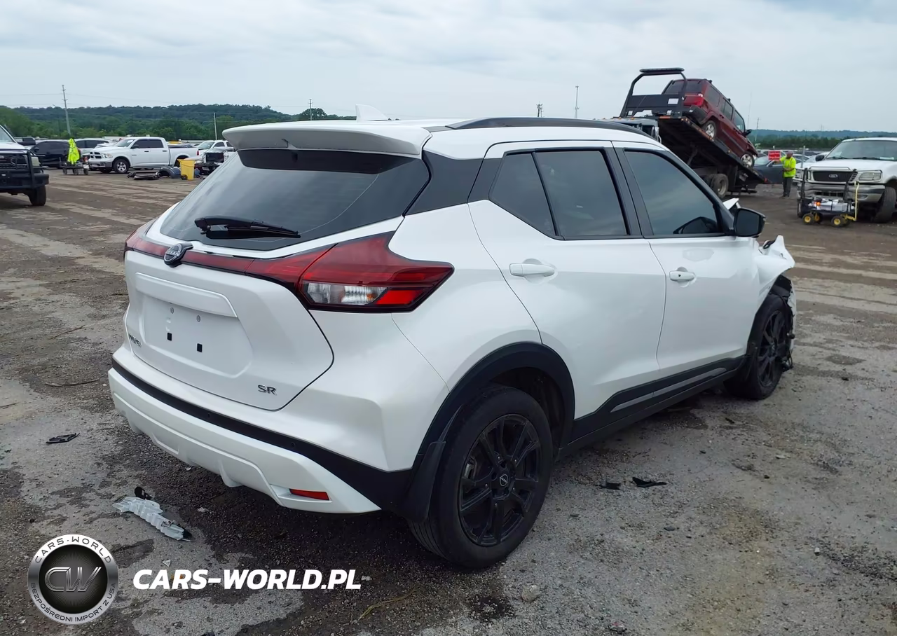 2023 Nissan Kicks Sr Xtronic Cvt VIN:3N1CP5DV9PL502033 - 4