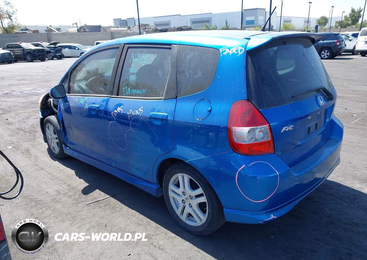 2008 Honda Fit Sport VIN:JHMGD386X8S062596 - 3