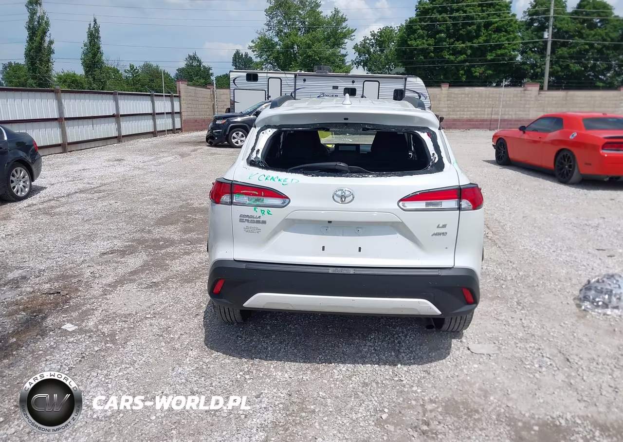 2024 Toyota Corolla Cross Le VIN:7MUBAABG0RV119964 - 16