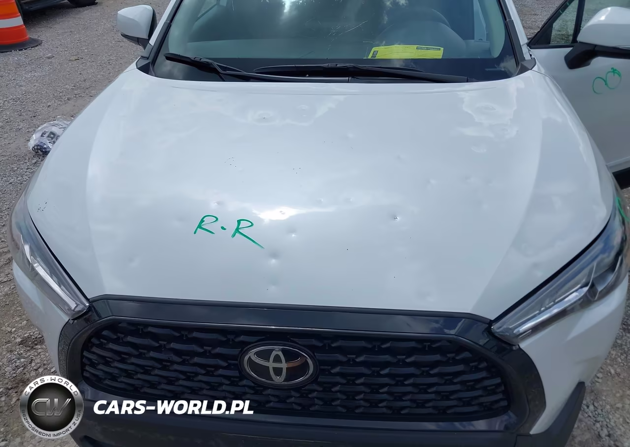 2024 Toyota Corolla Cross Le VIN:7MUBAABG0RV119964 - 18