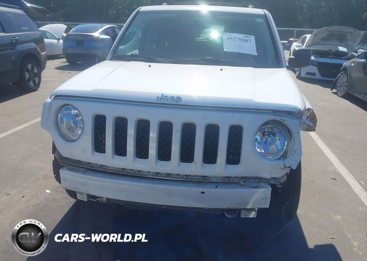 2014 Jeep Patriot Latitude VIN:1C4NJRFBXED575691 - 6