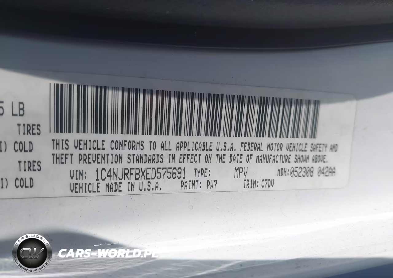 2014 Jeep Patriot Latitude VIN:1C4NJRFBXED575691 - 9