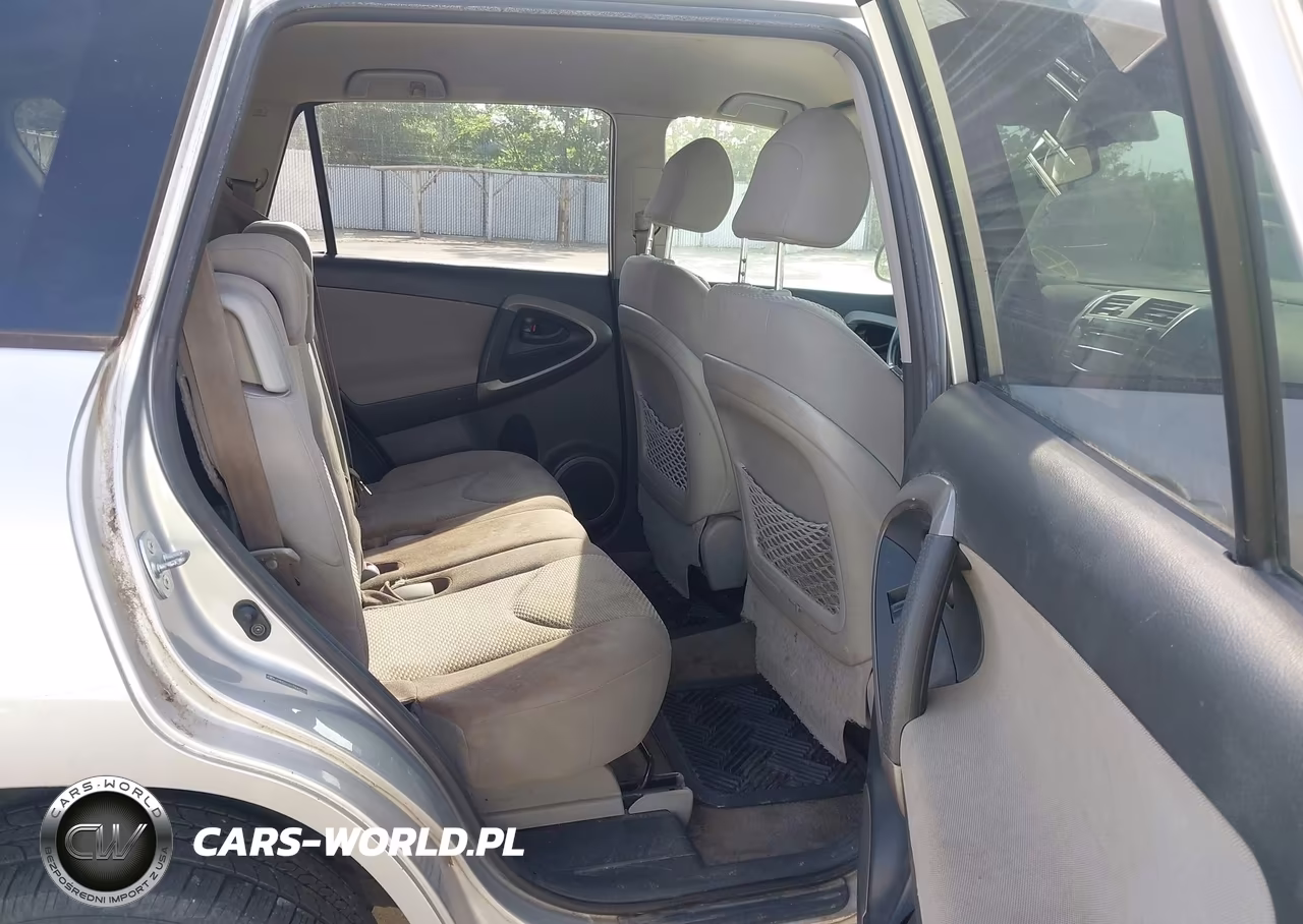 2007 Toyota Rav4 Limited VIN:JTMBD31V475065133 - 8