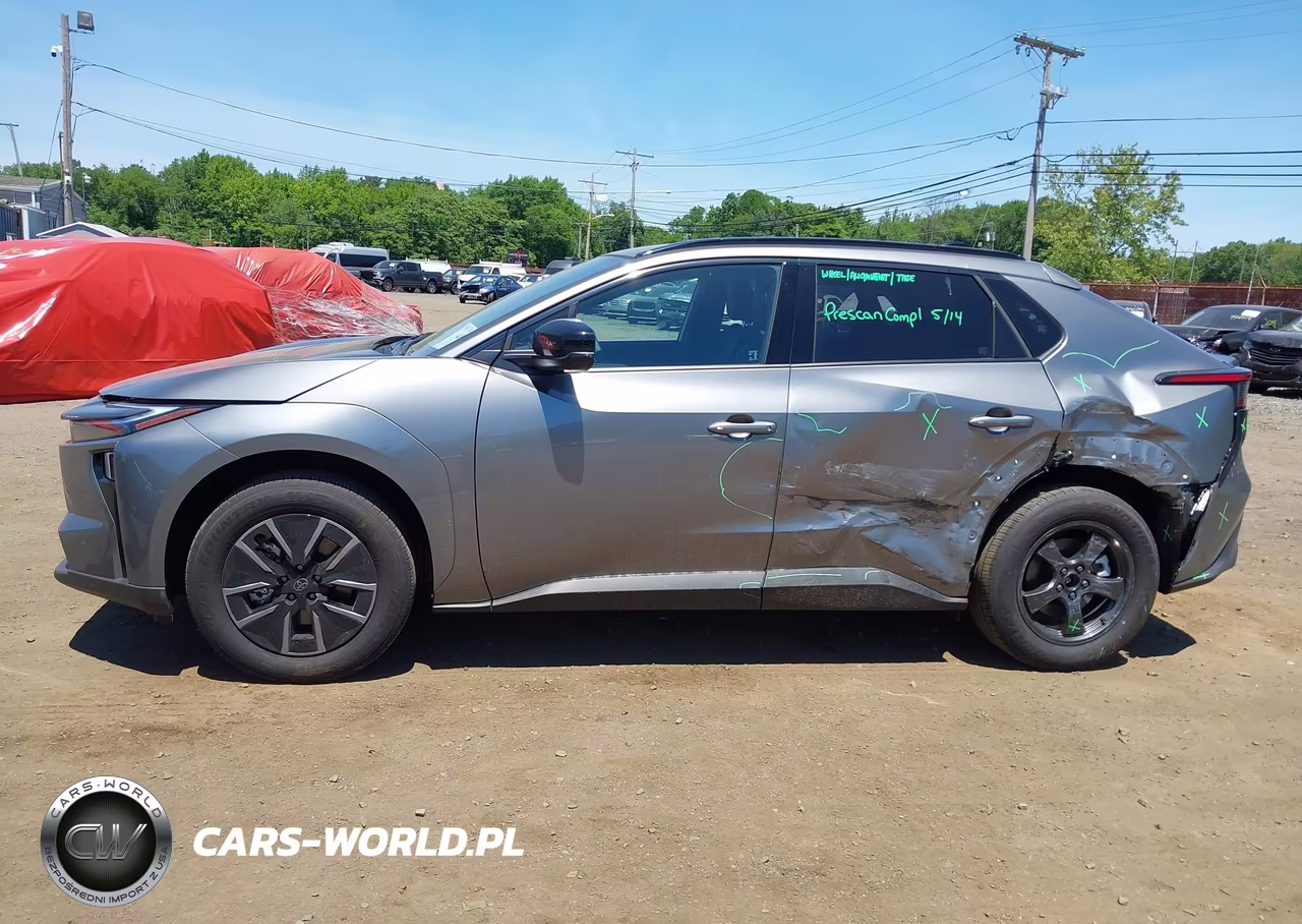 2026 Toyota Bz Xle VIN:JTMBDAFB6TA006055 - 14