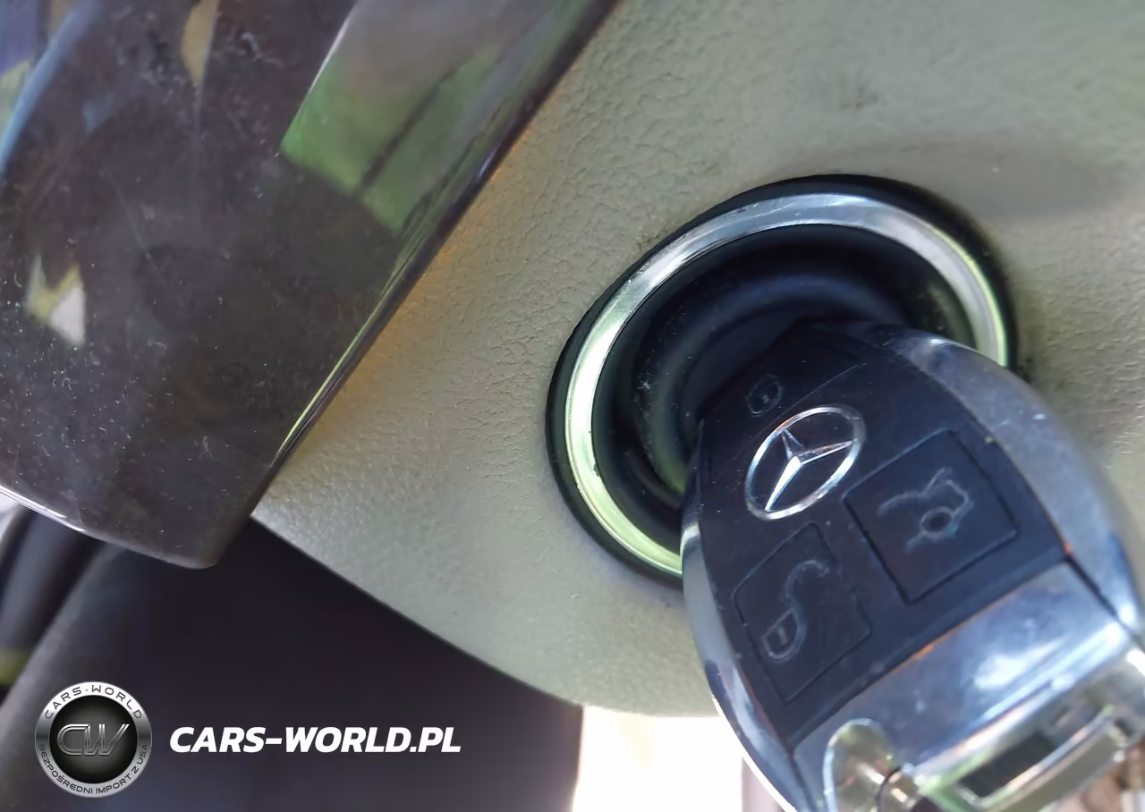 2013 Mercedes-Benz E 350 4Matic VIN:WDDHF8JB8DA675875 - 11