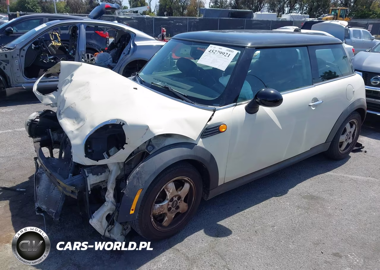 2010 Mini Cooper VIN:WMWMF3C54ATZ65644 - 2