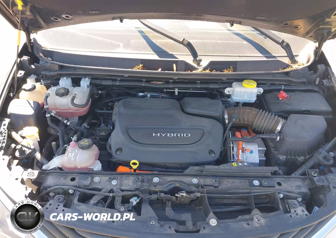 2019 Chrysler Pacifica Hybrid Limited VIN:2C4RC1N72KR508845 - 10