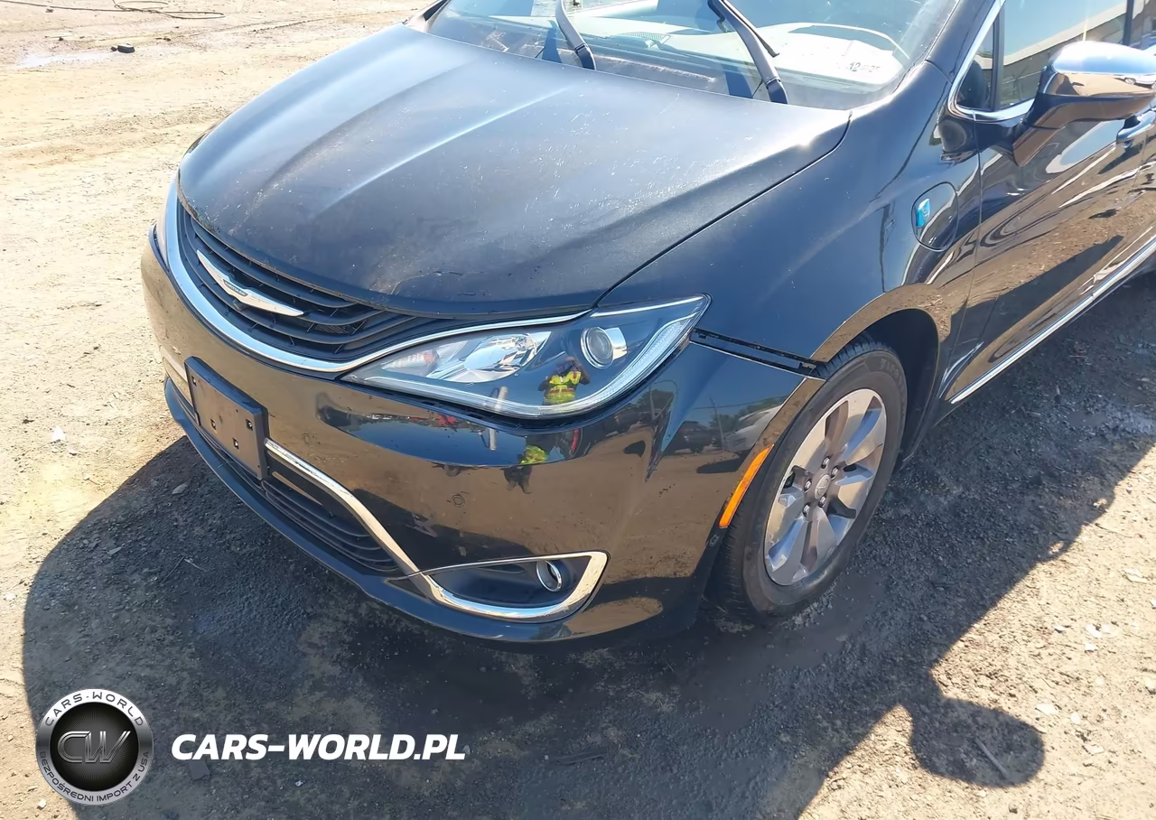 2019 Chrysler Pacifica Hybrid Limited VIN:2C4RC1N72KR508845 - 6