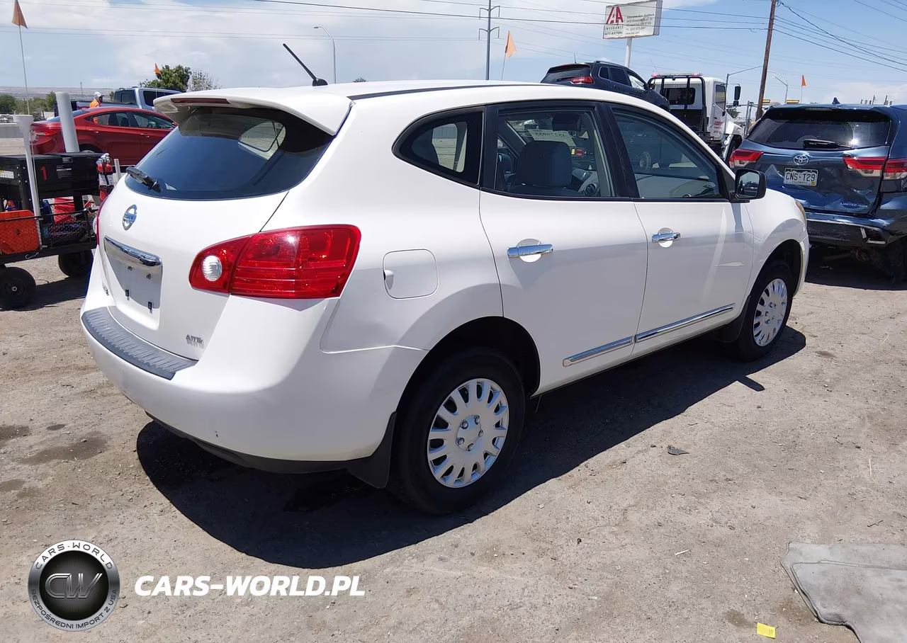2011 Nissan Rogue S VIN:JN8AS5MV8BW272625 - 4