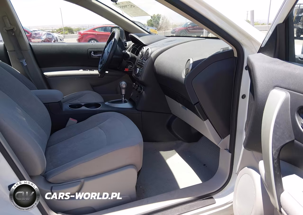2011 Nissan Rogue S VIN:JN8AS5MV8BW272625 - 5
