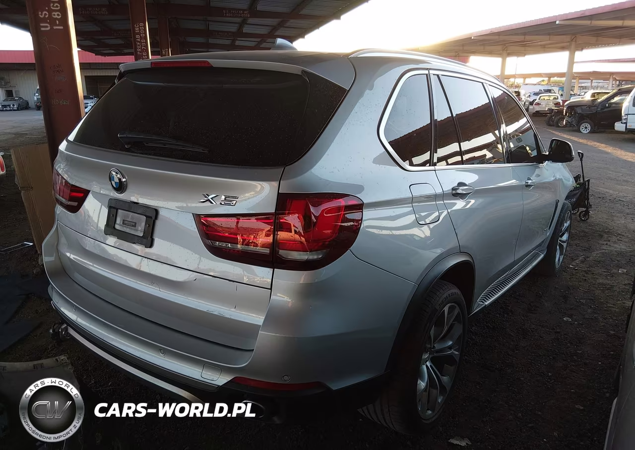 2016 BMW X5 xDrive35I VIN:5UXKR0C5XG0S94537 - 4