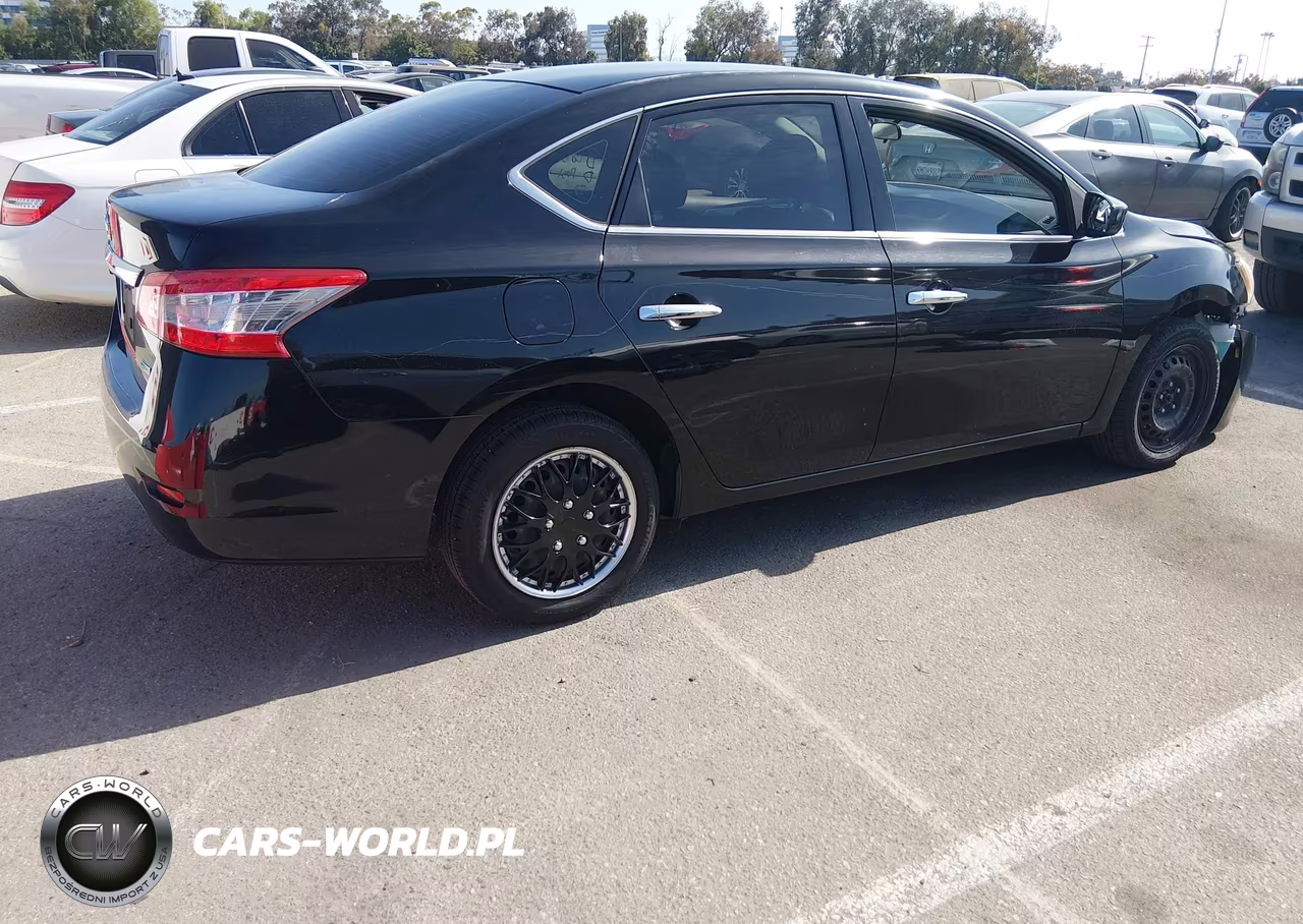 2014 Nissan Sentra S VIN:3N1AB7AP5EY249462 - 4