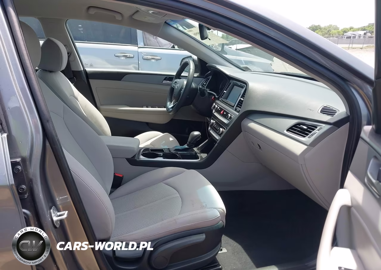 2018 Hyundai Sonata Sel VIN:5NPE34AF6JH668753 - 5