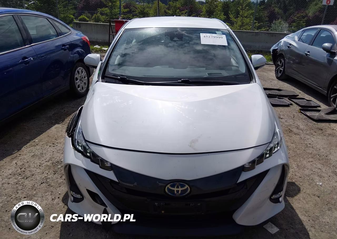 2020 Toyota Prius Prime Limited VIN:JTDKARFP9L3141120 - 12