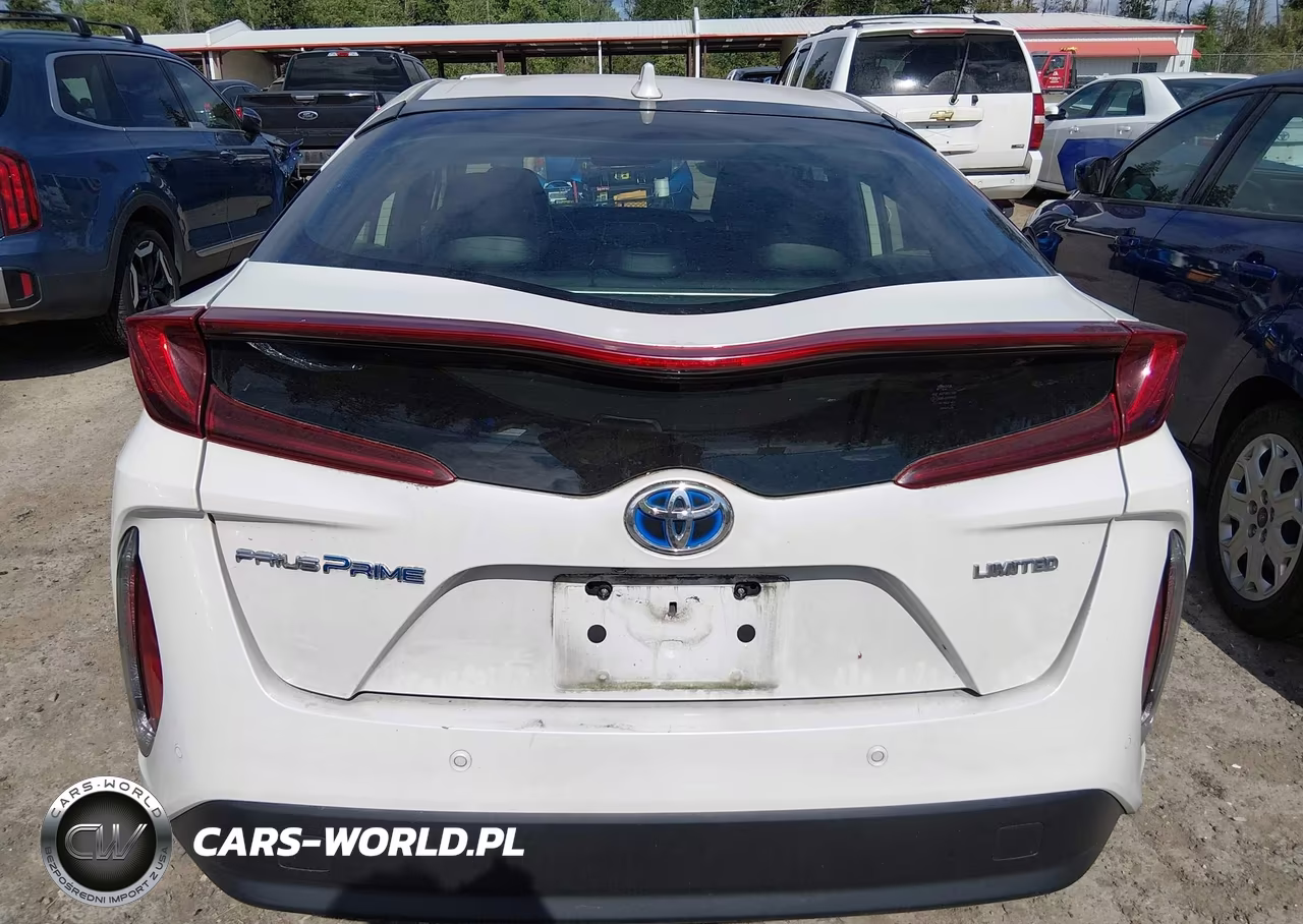 2020 Toyota Prius Prime Limited VIN:JTDKARFP9L3141120 - 16