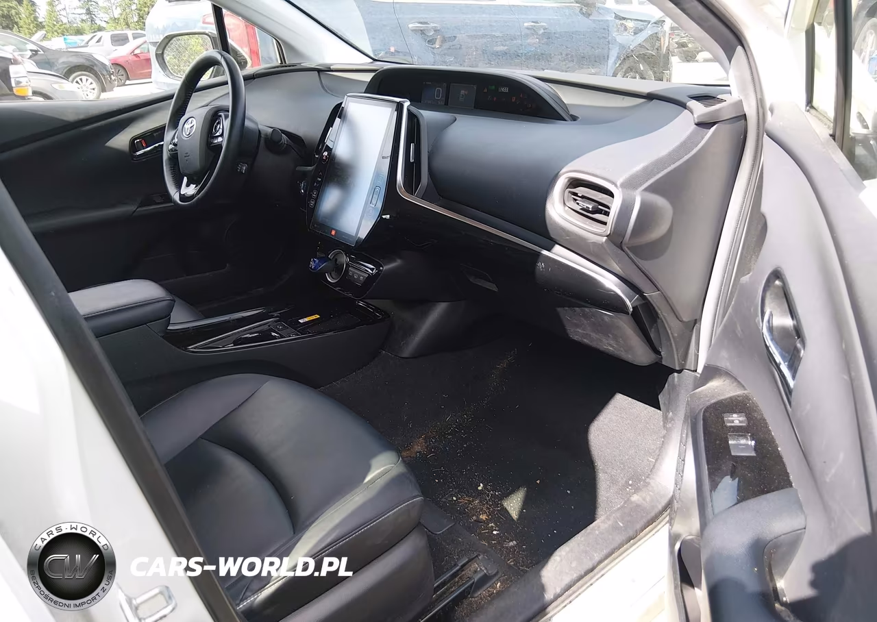 2020 Toyota Prius Prime Limited VIN:JTDKARFP9L3141120 - 5