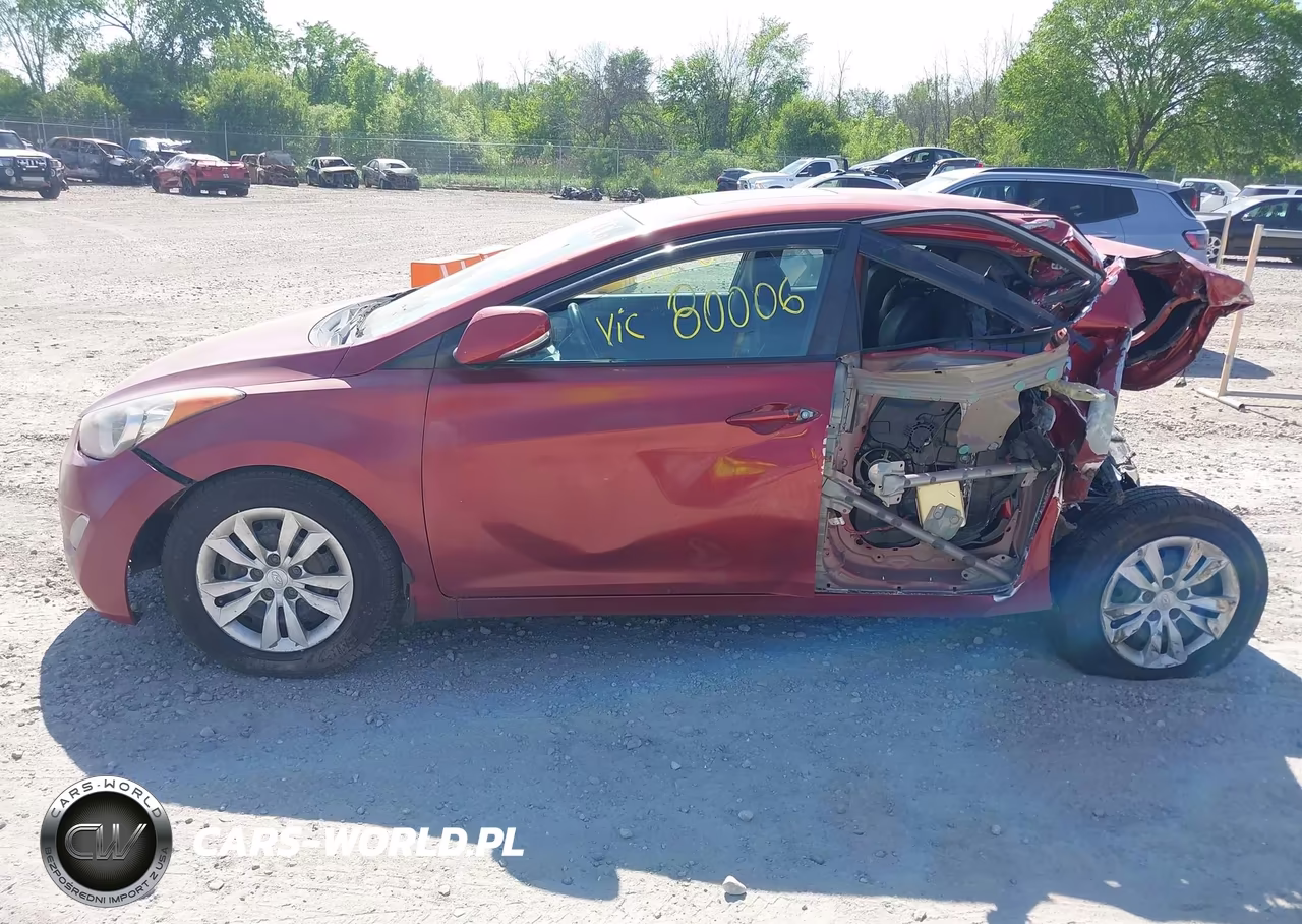 2013 Hyundai Elantra Limited VIN:KMHDH4AE4DU561260 - 15