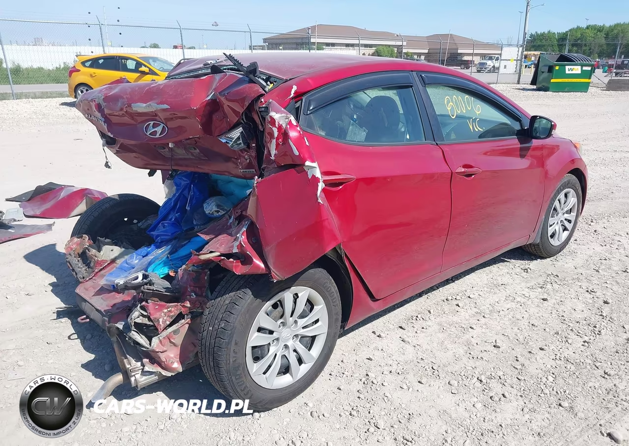 2013 Hyundai Elantra Limited VIN:KMHDH4AE4DU561260 - 4