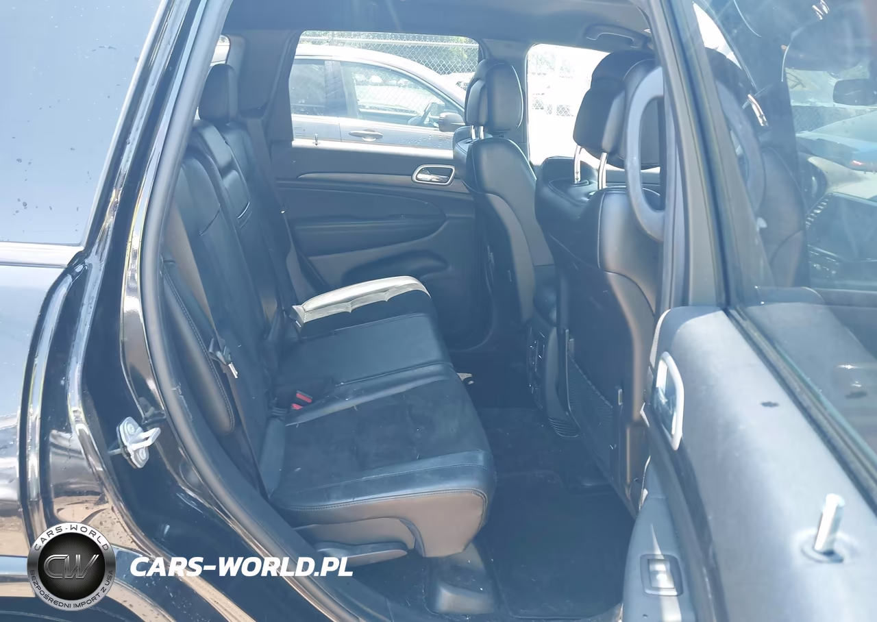 2021 Jeep Grand Cherokee Laredo X 4X4 VIN:1C4RJFAG4MC829001 - 8
