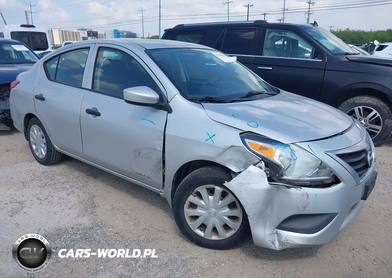 2016 Nissan Versa 1.6 S – zdjęcie 1 z 16