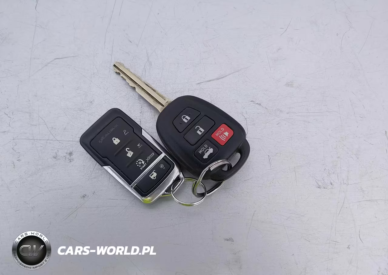 2016 Toyota Corolla Le VIN:2T1BURHE2GC523411 - 11
