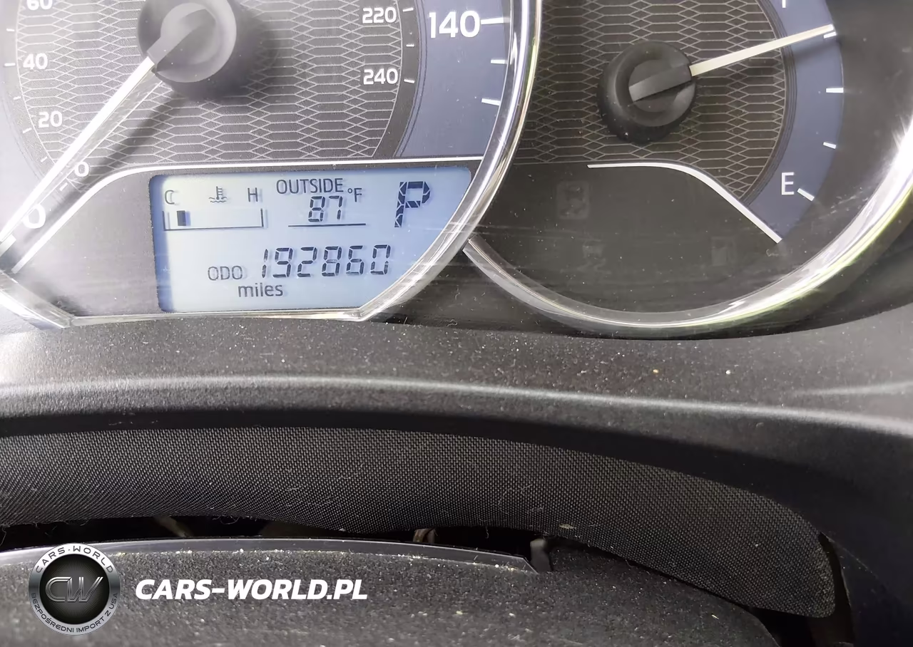 2016 Toyota Corolla Le VIN:2T1BURHE2GC523411 - 15