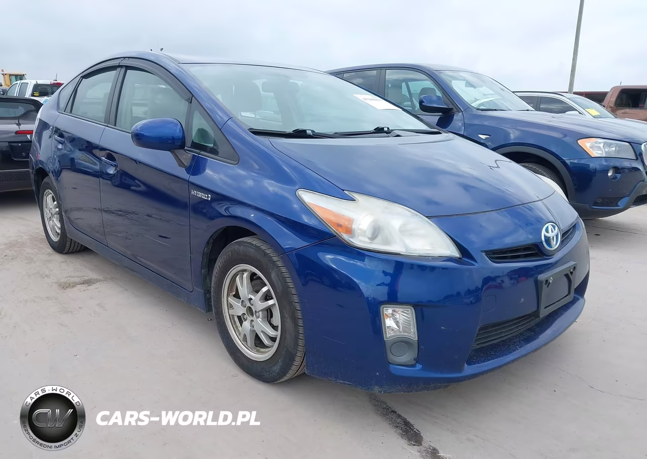 2011 Toyota Prius Two