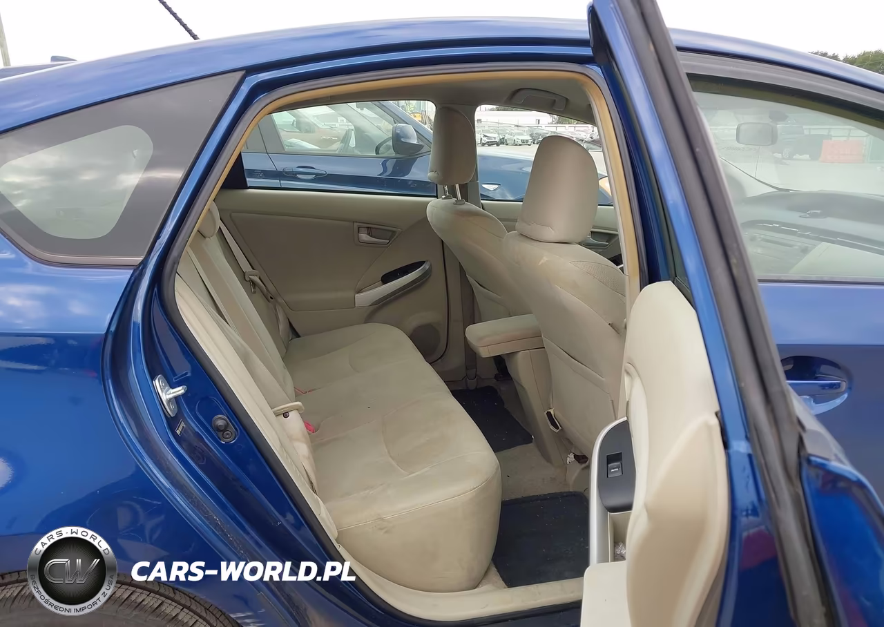 2011 Toyota Prius Two VIN:JTDKN3DU4B1403341 - 8
