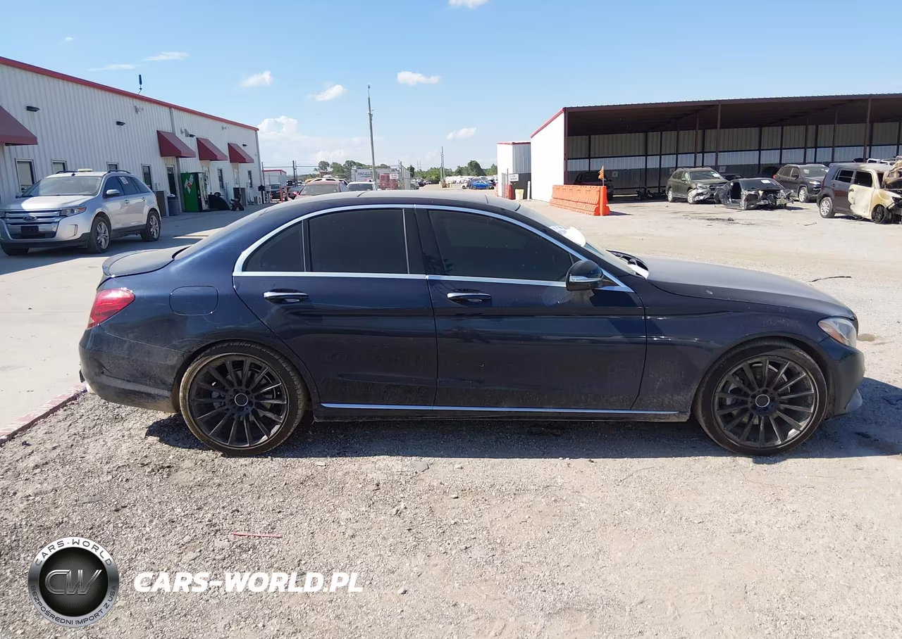 2015 Mercedes-Benz C 300 VIN:55SWF4JB3FU082914 - 13