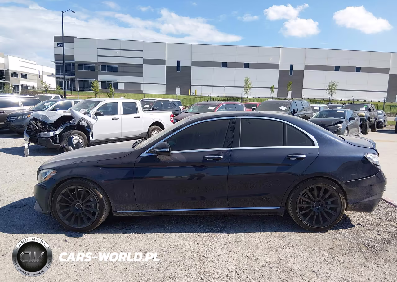 2015 Mercedes-Benz C 300 VIN:55SWF4JB3FU082914 - 14