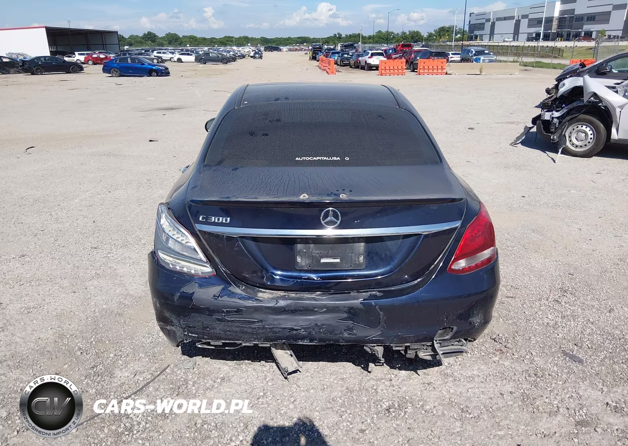 2015 Mercedes-Benz C 300 VIN:55SWF4JB3FU082914 - 16