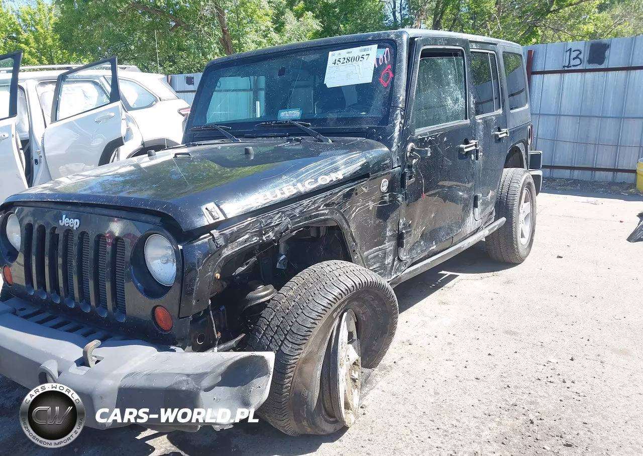 2012 Jeep Wrangler Unlimited Rubicon VIN:1C4BJWFG7CL157203 - 6
