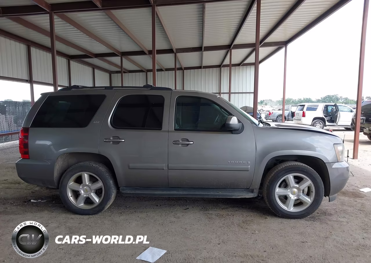 2007 Chevrolet Tahoe Ltz VIN:1GNFC13JX7R241508 - 13